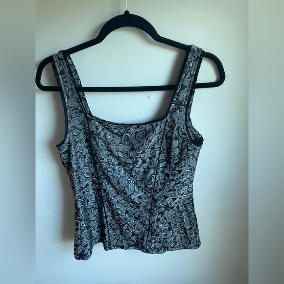 White House Black Market Charcoal Floral Brocade Corset Style Blouse size M (J) - Picture 4 of 4